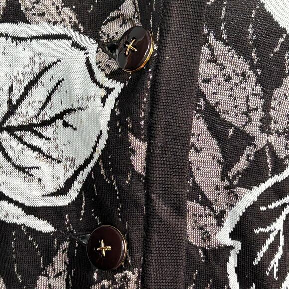 St. John sweater cardigan‎ size 12 floral buttons wool brown roll tab collar - Picture 10 of 15